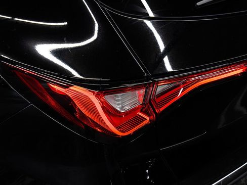 Certified 2024 Acura MDX FWD w/ Technology Package image 14