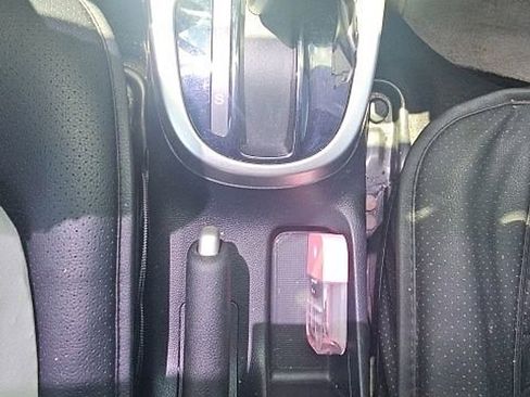 Used 2015 Honda Fit EX image 4