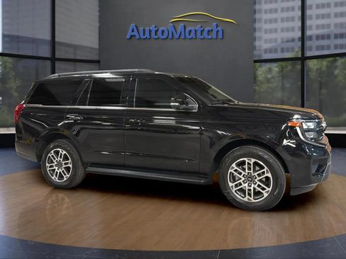 Used 2025 Ford Expedition Active AWD/4WD image 14