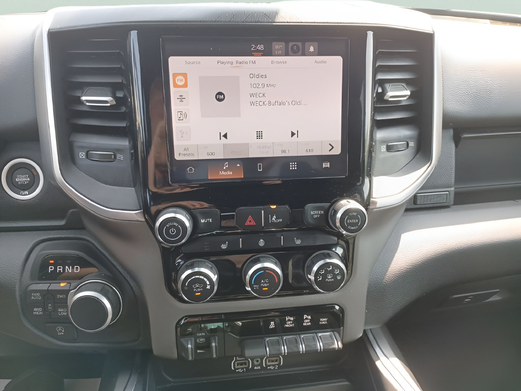 Used 2025 RAM 1500 Big Horn AWD/4WD image 17