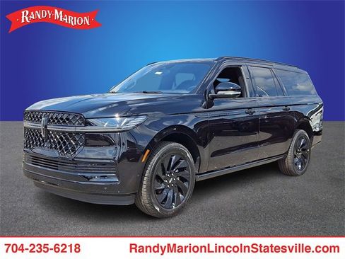 New 2025 Lincoln Navigator L Reserve w/ Jet Appearance Package image 1