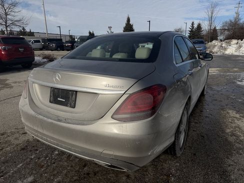 Used 2019 Mercedes-Benz C 300 4MATIC Sedan image 4