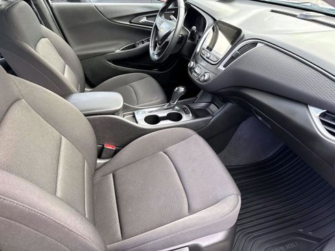 Certified 2020 Chevrolet Malibu RS w/ LPO, Convenience Package 2 image 6
