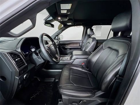Used 2021 Ford Expedition Max Limited image 10
