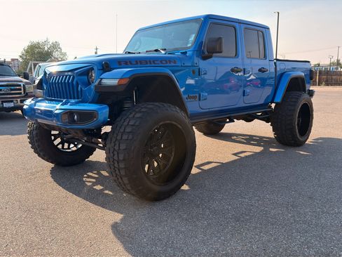 Used 2021 Jeep Gladiator Rubicon w/ Dual Top Group AWD/4WD image 3