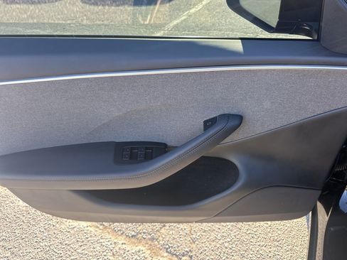 Used 2025 Tesla Model 3 Long Range image 27