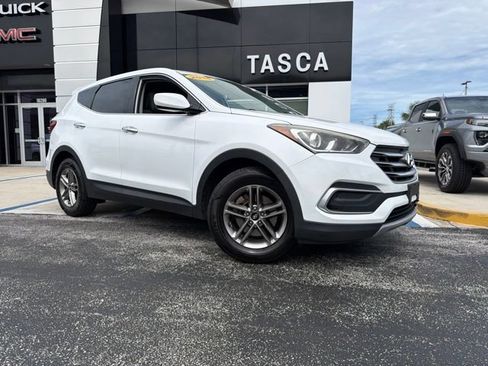 Used 2018 Hyundai Santa Fe Sport FWD image 1