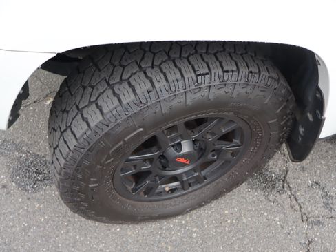 Used 2019 Toyota 4Runner SR5 Premium AWD/4WD image 41