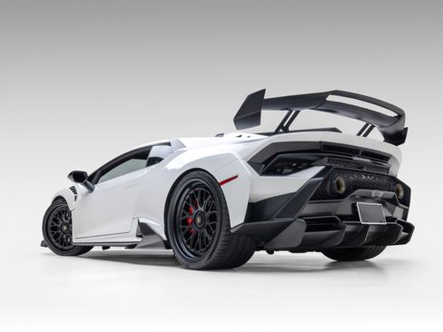 Used 2022 Lamborghini Huracan STO image 93