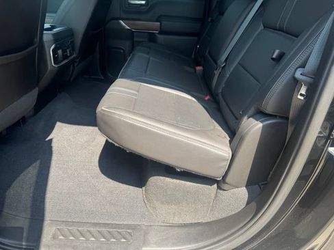 Used 2019 Chevrolet Silverado 1500 High Country w/ High Country Premium Package AWD/4WD image 8