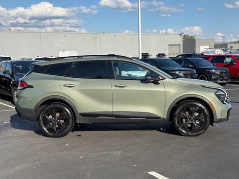 Used 2025 Kia Sportage X-Line w/ Premium Package AWD/4WD image 3