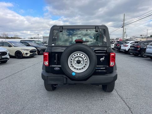 New 2025 Ford Bronco 2-Door image 5