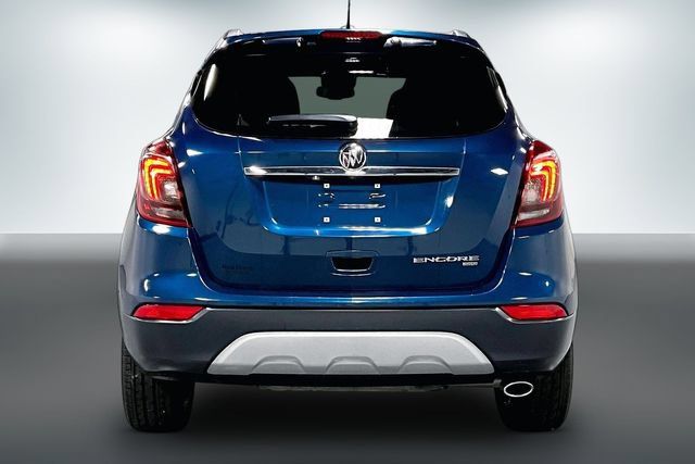 Used 2019 Buick Encore Sport Touring AWD/4WD image 6