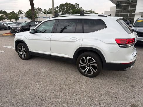 Used 2023 Volkswagen Atlas SEL AWD/4WD image 6