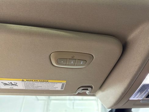 Used 2019 RAM 1500 Laramie AWD/4WD image 25