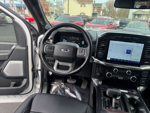 Used 2022 Ford F150 Lariat w/ Equipment Group 502A High image 17