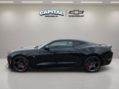 Used 2021 Chevrolet Camaro SS image 2