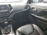 Used 2019 Jeep Cherokee Latitude Plus image 3