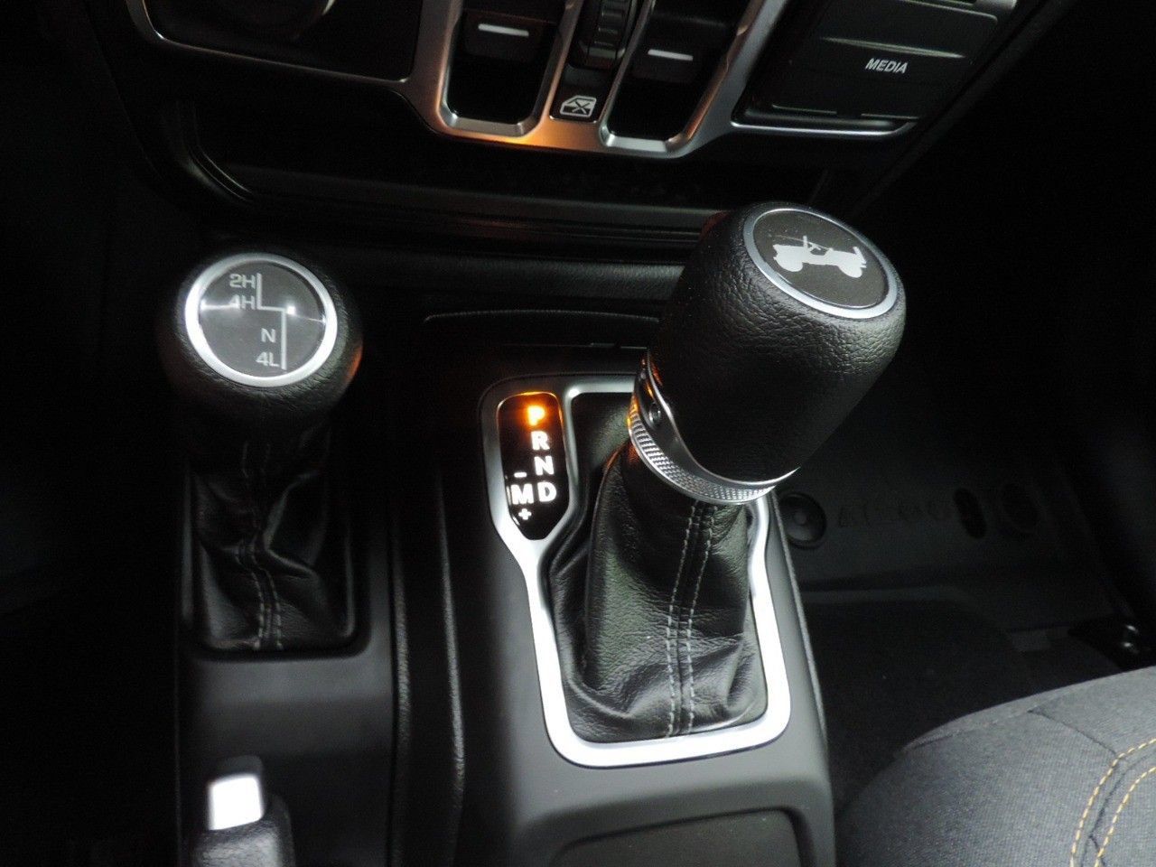Used 2024 Jeep Wrangler Unlimited Sport AWD/4WD image 23
