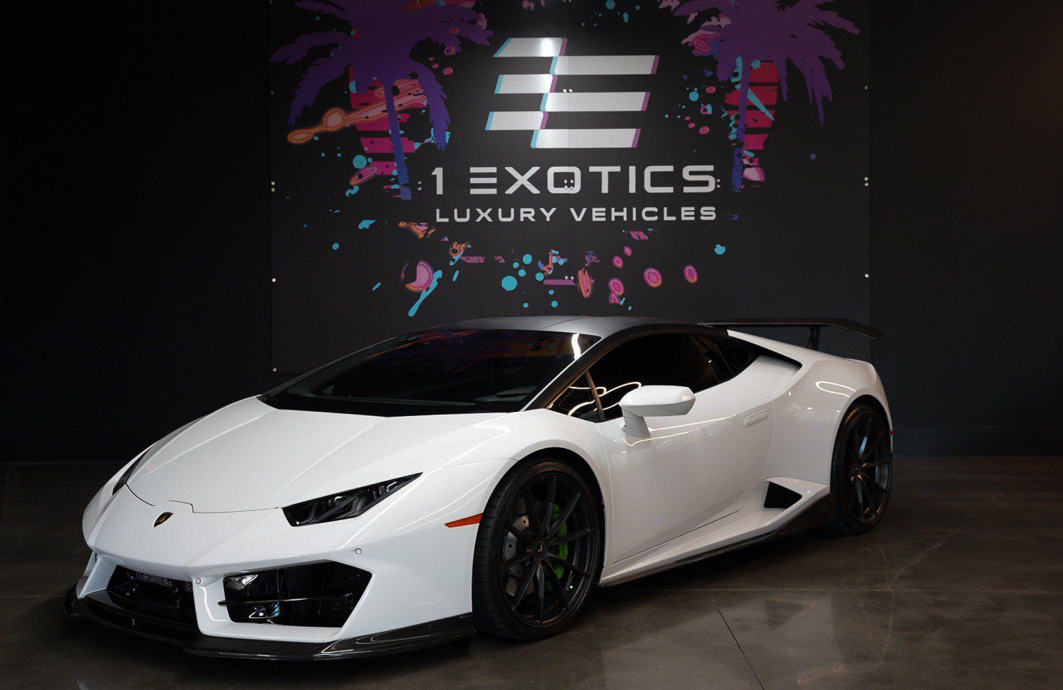 Used 2018 Lamborghini Huracan LP 580-2 RWD image 1