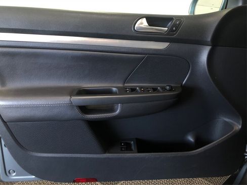 Used 2007 Volkswagen GTI 4-Door FWD image 16
