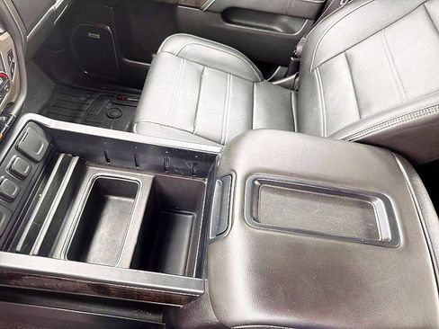 Used 2015 GMC Sierra 1500 Denali AWD/4WD image 9