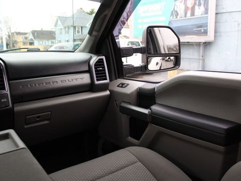 Used 2020 Ford F250 XLT image 11