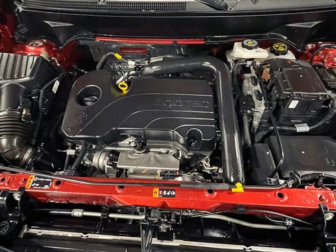 Used 2024 Chevrolet Equinox LT image 39