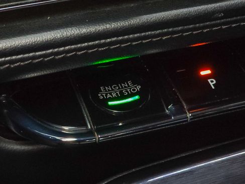 Used 2022 Lincoln Nautilus Standard image 30