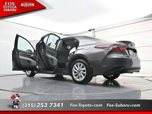 Used 2023 Toyota Camry LE AWD/4WD image 36