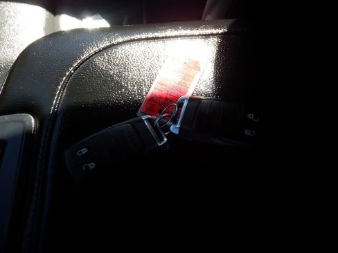 Used 2022 RAM 2500 Tradesman w/ Chrome Appearance Group image 22