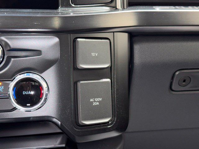 New 2026 Ford F350 Lariat w/ Black Appearance Package AWD/4WD image 28