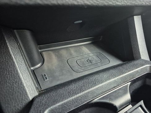 Used 2021 Toyota Tacoma TRD Off-Road image 24