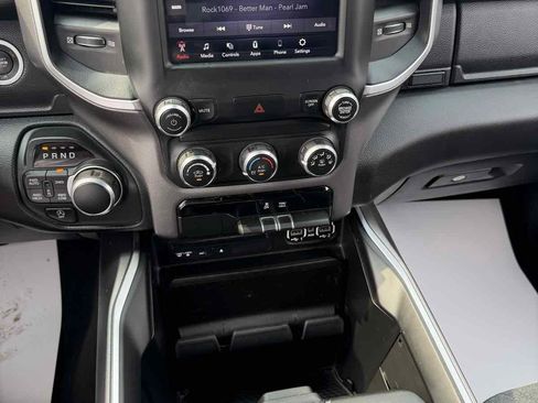 Used 2019 RAM 1500 Big Horn AWD/4WD image 23
