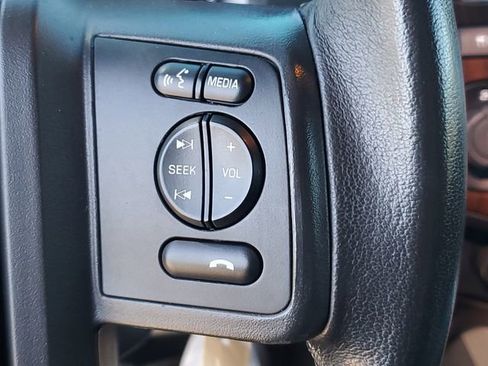 Used 2015 Ford F250 Lariat w/ Lariat Ultimate Package AWD/4WD image 12