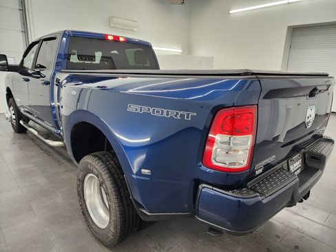 Used 2024 RAM 3500 Big Horn w/ Sport Appearance Package image 6