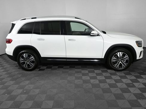 Certified 2025 Mercedes-Benz GLB 250 image 25