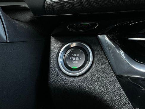 Used 2025 Buick Envista Sport Touring image 27