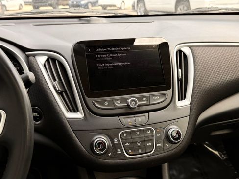 Used 2023 Chevrolet Malibu LT w/ Redline Edition FWD image 33