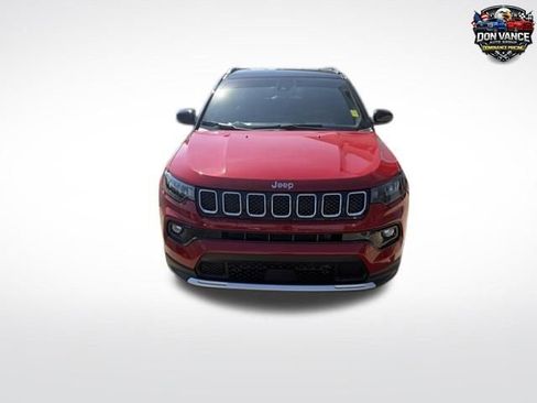 Used 2024 Jeep Compass Limited AWD/4WD image 7