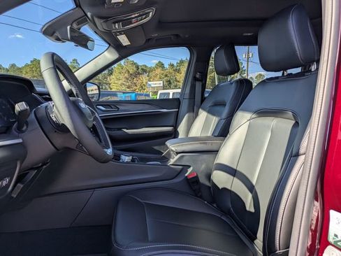 New 2025 Jeep Grand Cherokee L Limited image 15