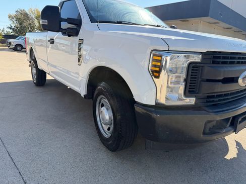 Used 2019 Ford F250 XL w/ Power Equipment Group image 15