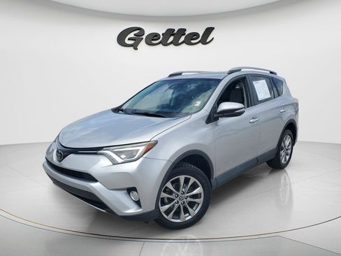Used 2017 Toyota RAV4 Limited FWD image 1