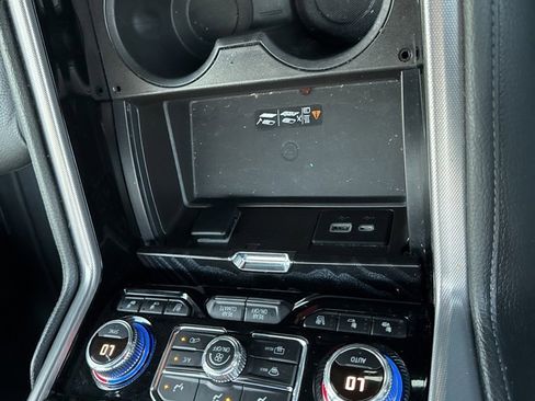 Used 2022 GMC Yukon Denali image 24