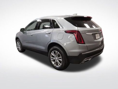 Certified 2023 Cadillac XT5 Premium Luxury FWD image 3