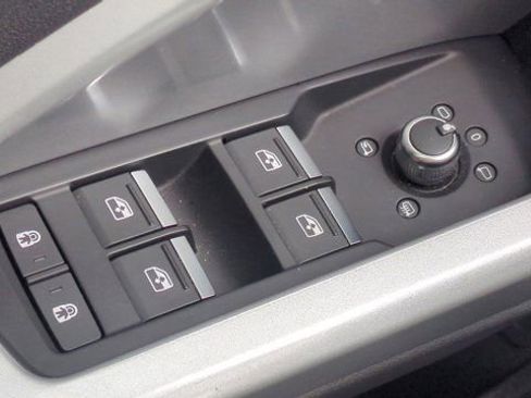 Used 2024 Audi Q3 2.0T Premium AWD/4WD image 20