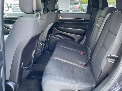 Used 2014 Jeep Grand Cherokee Laredo w/ Quick Order Package 23E image 11