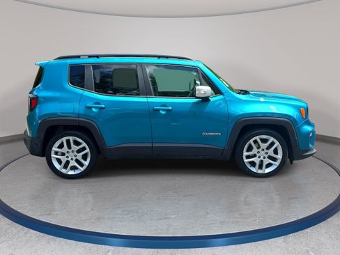 Used 2021 Jeep Renegade Latitude w/ Convenience Group FWD image 4