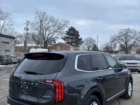 Used 2020 Kia Telluride LX AWD/4WD image 7