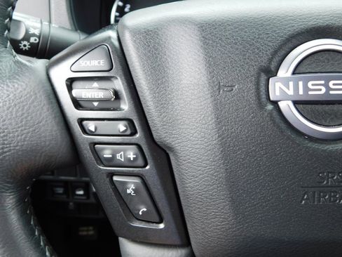 Used 2023 Nissan Frontier SV w/ SV Convenience Package image 34